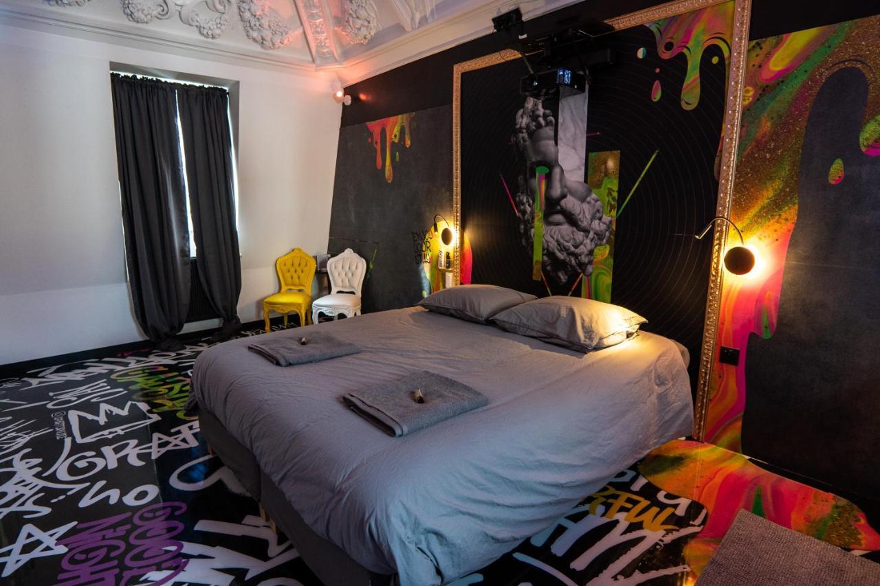 Capsule Art Deco - Jacuzzi - Netflix - Home Cinema - Arcade De Jeux & Nintendo Switch - 2 Chambres - Filet Suspendu 발랑시엔 외부 사진