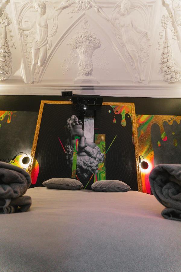 Capsule Art Deco - Jacuzzi - Netflix - Home Cinema - Arcade De Jeux & Nintendo Switch - 2 Chambres - Filet Suspendu 발랑시엔 외부 사진